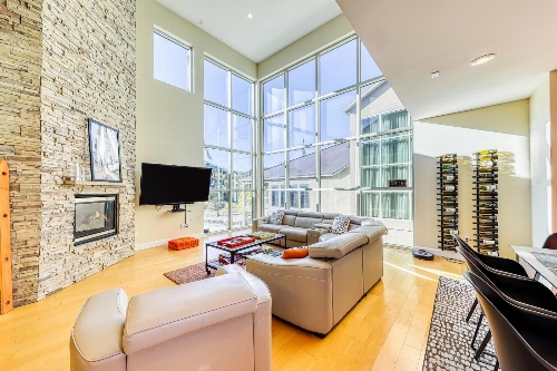 Lofts 6D image 1