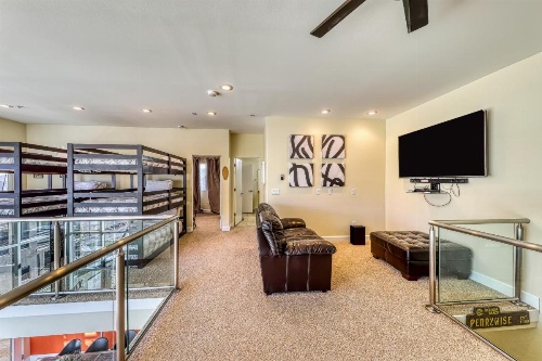 Lofts 6D image 16