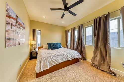 Lofts 6D image 4